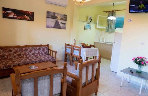 Termenades Apartment | Giannis Apartment 3 Agios Georgios Pagoi Corfu