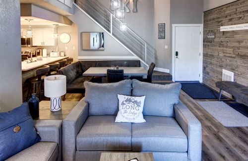 Brian Head Condo | Giant Steps 53 Close to the park, Bristlecone Pond, the shops & restaurants.