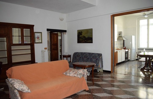 Genoa Historical Centre Apartment | Giappi House: in medieval Genoa near the aquarium