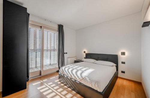 Dergano Apartment | Giax Tower Luxury Oasis