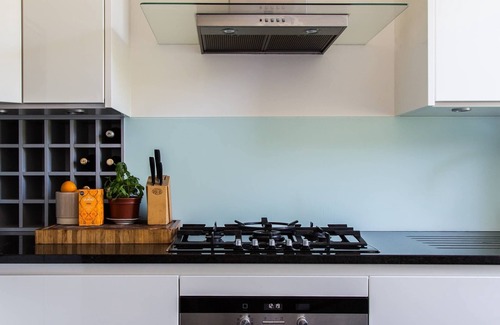 Angel Apartment | Gibson Square by onefinestay