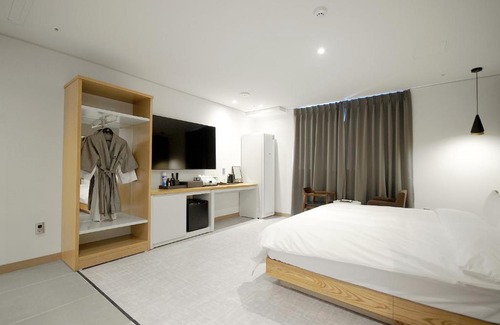 Ilgwang Hotel | Gijang Hound Hotel Ilgwang