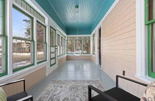 Gillett House | Gillett Historical Home! 45 Minutes from Green Bay!