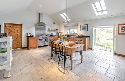 Redruth House | Gilly Barn - Three Bedroom House, Sleeps 6