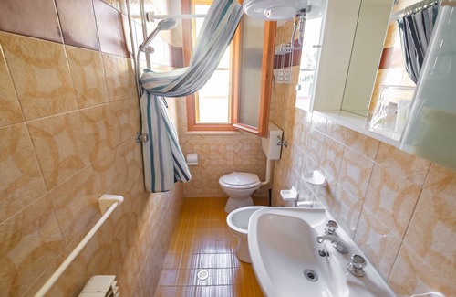 Lido delle Nazioni Apartment | Ginestrino 11/a - Two Bedroom Apartment, Sleeps 6