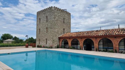 Vedzebi Hotel | Giorgi Ushikishvilis Chateau-Marani