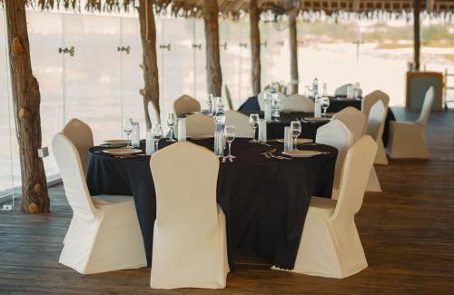 Kunduchi Hotel | Giraffe Beach Hotel
