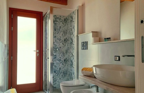 Riola Sardo House | Girasole Boutique B&B