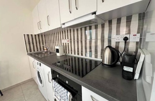 Politiko Apartment | Girne Central 1 bedroom, walk to harbour