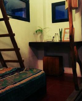 Soc Son Bed & Breakfast | GISY Water Tower Room