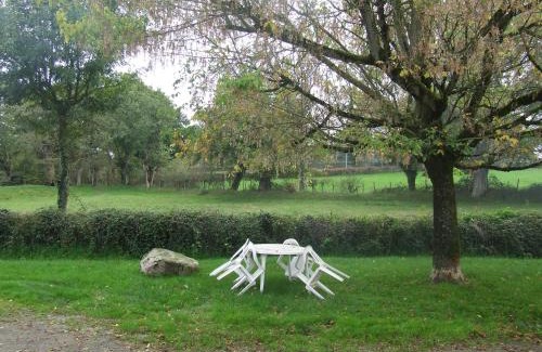 La Chapelle Bertrand House | Gite à la ferme Les places