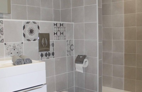 Meximieux Apartment | Gite 3*** Les Jouvenceaux in Fontaine de Jouvence 2 bedrooms