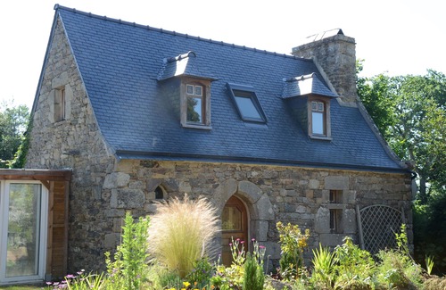 Treduder House | Gîte 3 pers. between Land and North Brittany Sea