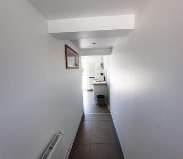 Balanzac Apartment | Gite 4 personnes avec piscine entre Saintes et Royan