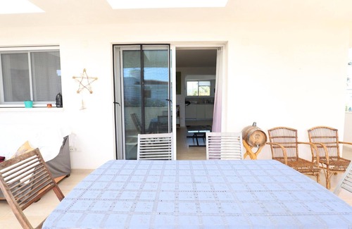 Playa de Almarda Cottage | Gite Almenara, 3 bedrooms, 8 persons