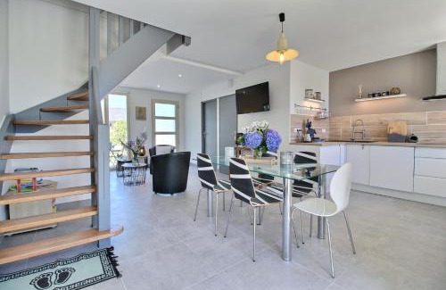 Ferel House | GITE ARC EN CIEL VERT