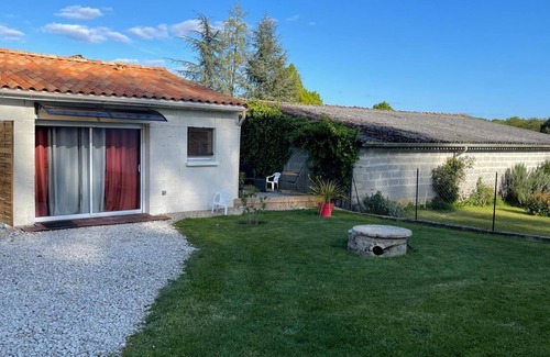 Clerac Apartment | Gite au Calme 30 km de Saint-emilion,50 km de Bordeaux