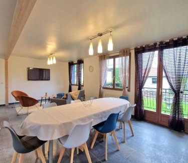 Ornans House | Gite au Doubs Chalet