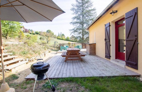 Auriac-du-Perigord Cottage | Gite Auriac-du-Périgord, 2 bedrooms, 5 persons