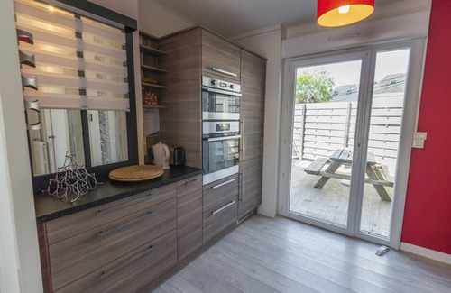 Downtown House | Gite Brest proche centre ville Brest - 150m2 - a 7 km aéroport - 2 km de la gare
