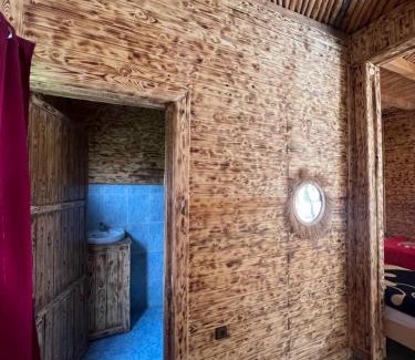 Tilougguite Hotel | Gite Cathedrale Imsfrane