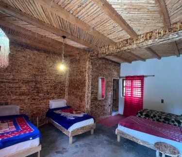 Tilougguite Hotel | Gite Cathedrale Imsfrane