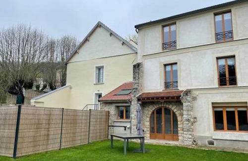 Nanteuil-sur-Marne House | Gite de 11 personnes à la campagne