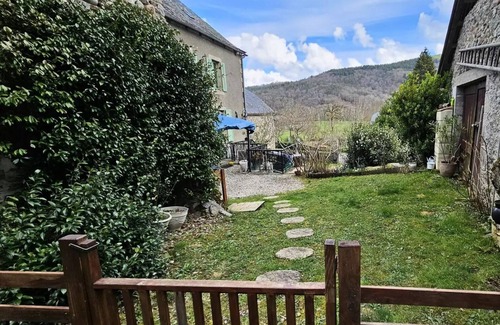 Monceaux-sur-Dordogne Villa | Gite de France 2 Personen