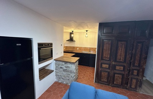 Dunieres House | Gîte de la Vernelle-Calme with breathtaking views. Sleeps 10 to 14.