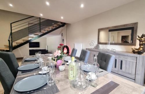 Montrond-les-Bains House | Gite du chateau