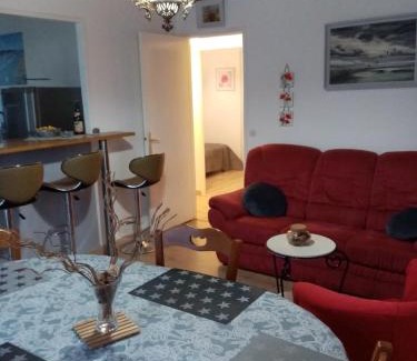 Estreboeuf House | Gite du village