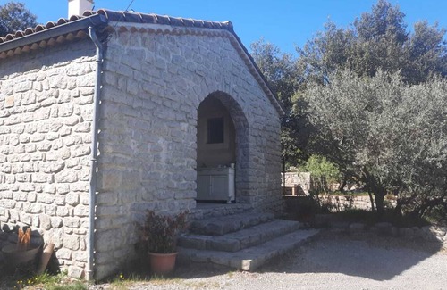 Les Vans Cottage | Gite entre pierre et bois