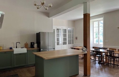 Alvignac House | Gite former post office hotel