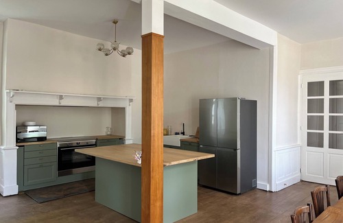Alvignac House | Gite former post office hotel