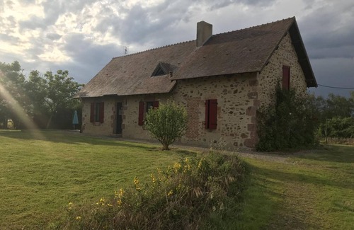 Haut-Bocage Cottage | Gite Haut-Bocage-Maillet, 4 bedrooms, 10 persons