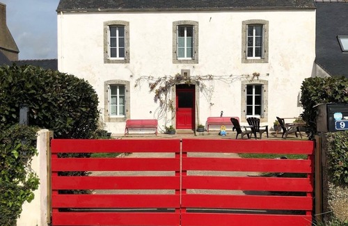 Pouldreuzic Cottage | Gîte in a Brittany hamlet just 2km from the ocean