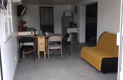 Laval-Pradel Apartment | Gite in Cévennes with swimming pool