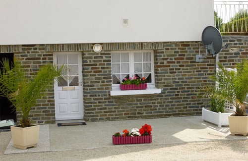 Gavray Apartment | GITE IN VALLEY OF SIENA
