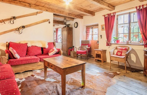 Queige House | Gite L'echarte - LE Chalet DE Marie