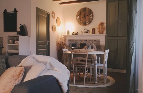 Tanlay Cottage | Gite "La belle époque" rated 3 stars.