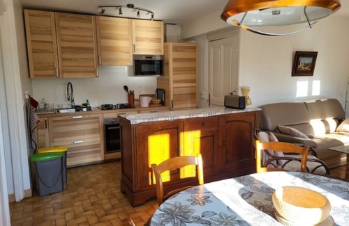 Albigny-sur-Saone Apartment | Gite la ferme des maraîchers
