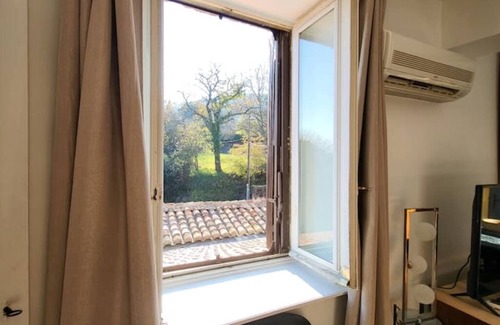 Albigny-sur-Saone Apartment | Gite la ferme des maraîchers