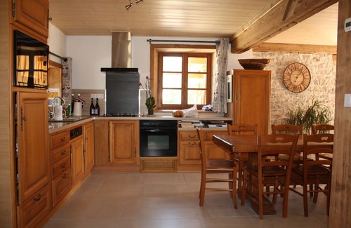 Le Barboux House | Gîte 'La Valentine', secluded country house in the heart of nature