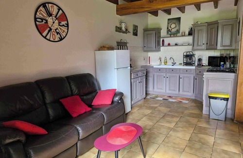Bonnemain House | GITE LE COIN with swimming pool