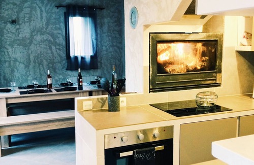 Puissalicon House | Gîte Lo Bornat: full of nature and sun, between sea and mountains