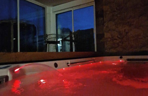Saint-Omer House | Gite Love Room and Spa Romantic Escapade in Saint Omer