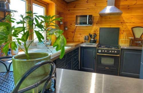 Saint-Cybranet Cottage | Gite Saint-Cybranet, 2 bedrooms, 4 persons