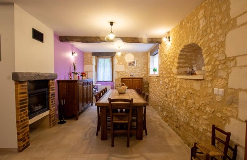 Saint-Laurent-des-Batons Cottage | Gite Saint-Amand-de-Vergt, 5 bedrooms, 9 persons