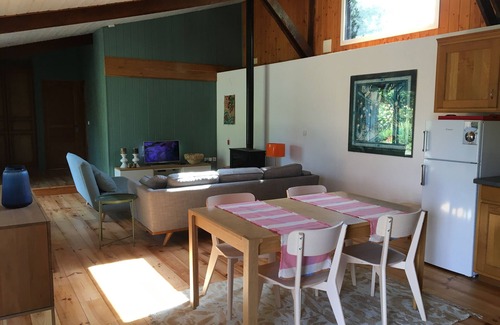 Jugon-les-Lacs-Commune-Nouvelle House | Gîte with garden in the countryside