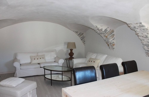 Les Vigneaux Ski Chalet | Gîte with private swimming pool at the gateway to the Ecrins*.